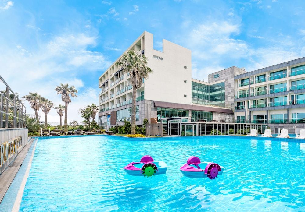 The Four Graces Resort Jeju Exterior photo