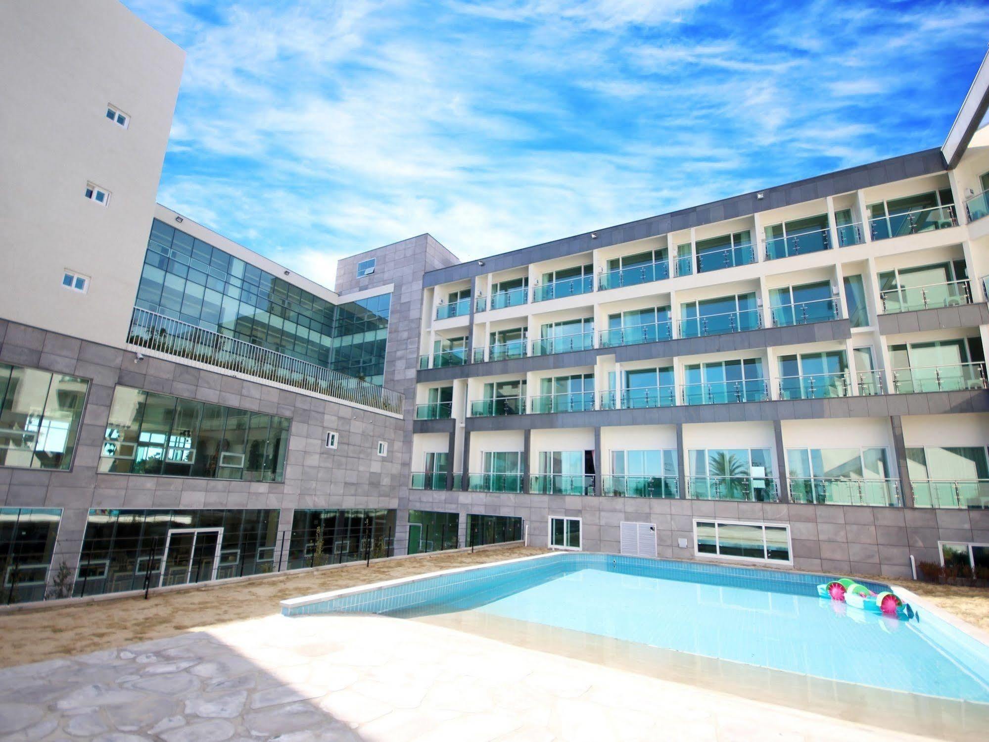 The Four Graces Resort Jeju Exterior photo