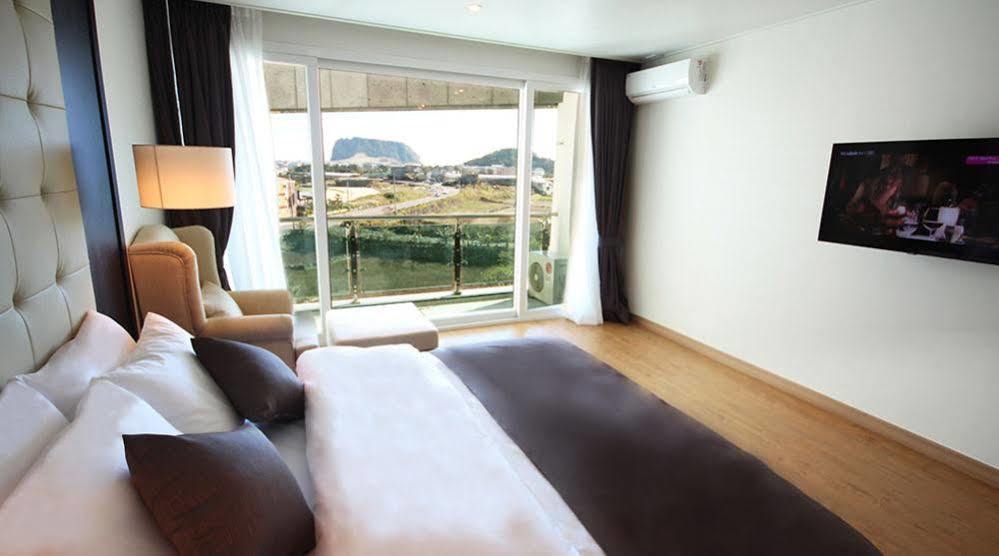 The Four Graces Resort Jeju Exterior photo